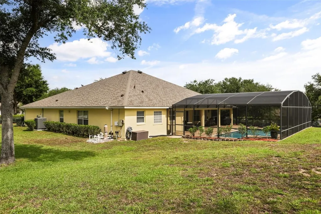 24023 Weldon Drive Eustis FL 32736