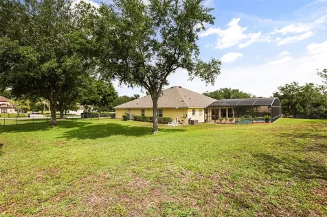 24023 Weldon Drive Eustis FL 32736
