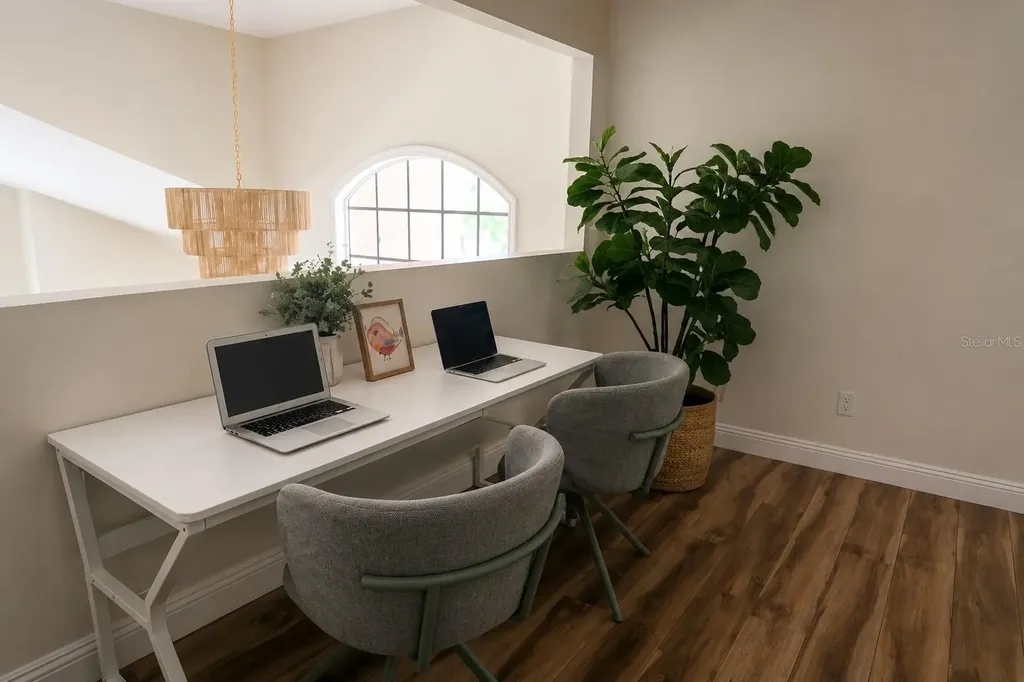 5562 Avenue Du Soleil Lutz FL 33558