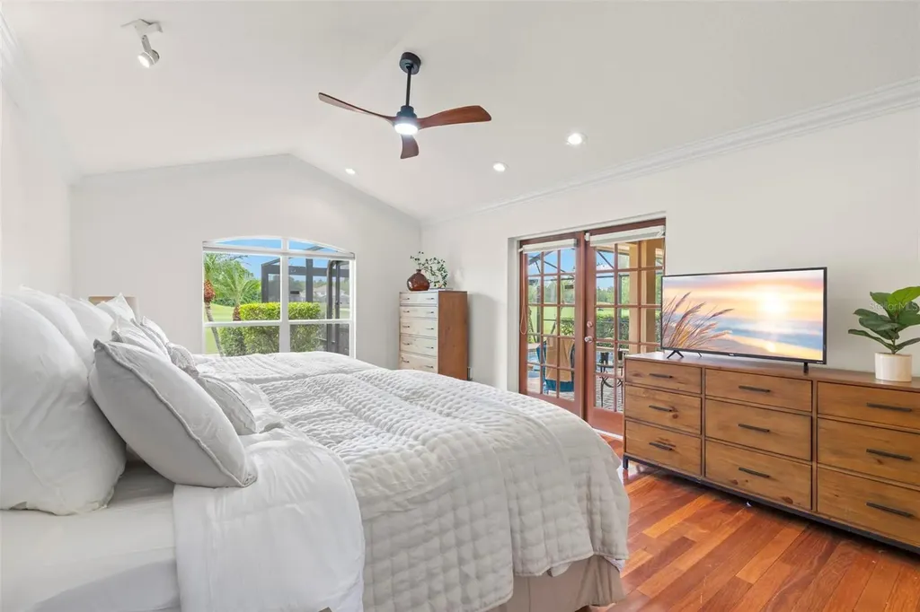 5562 Avenue Du Soleil Lutz FL 33558
