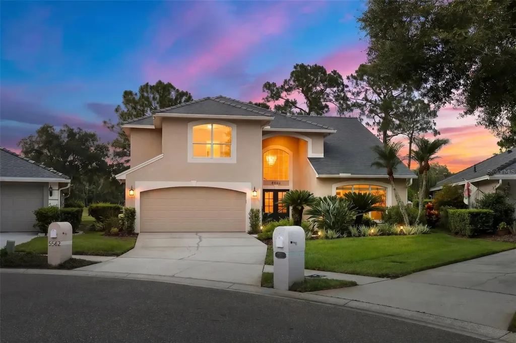 5562 Avenue Du Soleil Lutz FL 33558