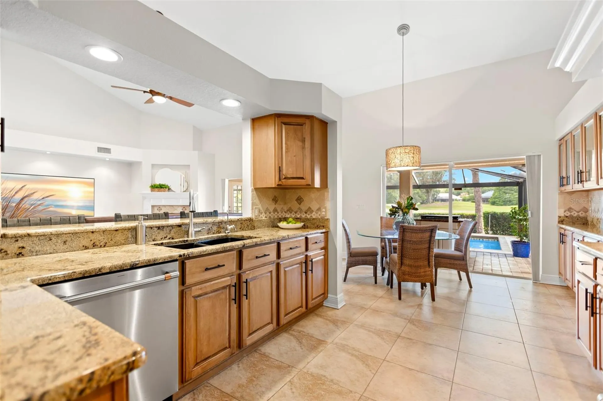 5562 Avenue Du Soleil Lutz FL 33558