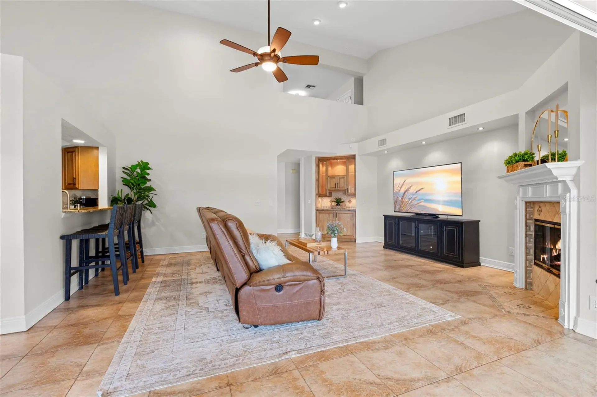 5562 Avenue Du Soleil Lutz FL 33558
