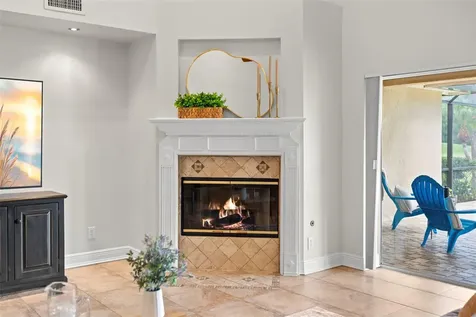 5562 Avenue Du Soleil Lutz FL 33558