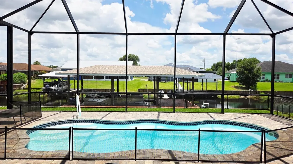 135 Citrus Road NE Lake Placid FL 33852