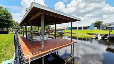 135 Citrus Road NE Lake Placid FL 33852