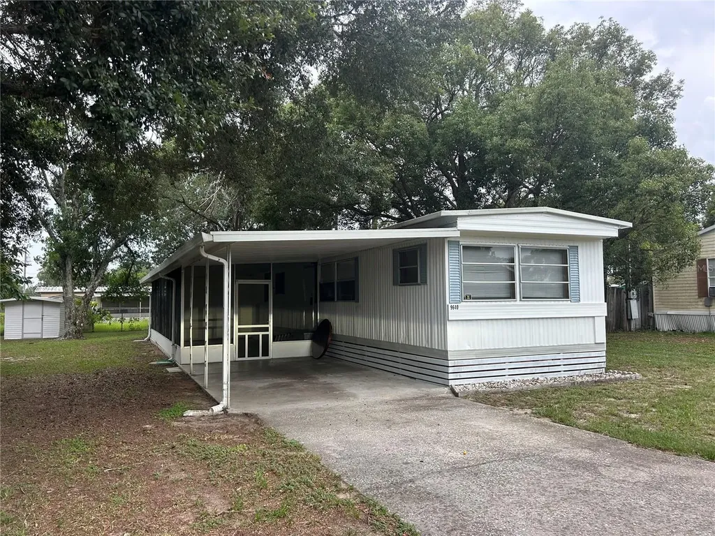 9640 SE 161st Place Summerfield FL 34491