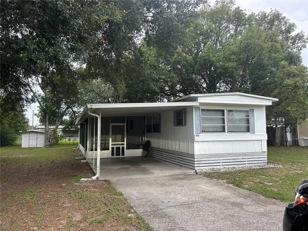 9640 SE 161st Place Summerfield FL 34491