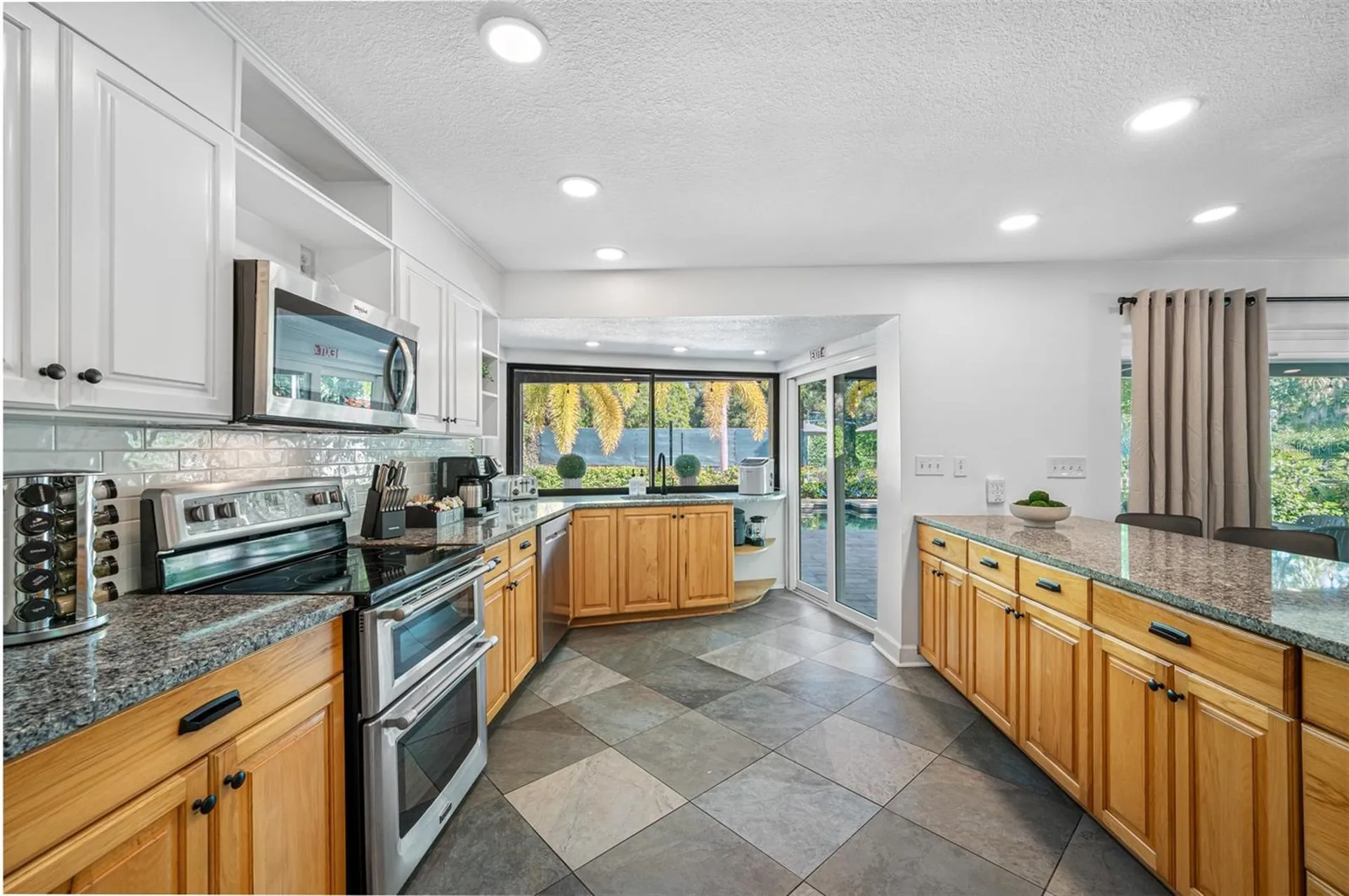 7259 131st Street Seminole FL 33776