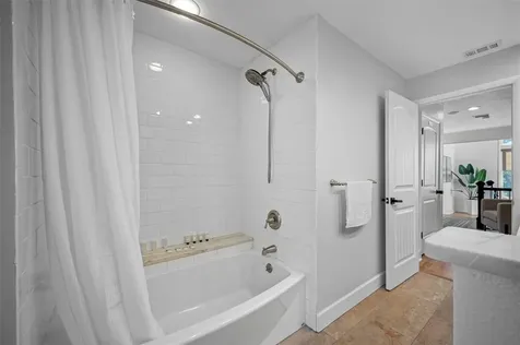 7259 131st Street Seminole FL 33776