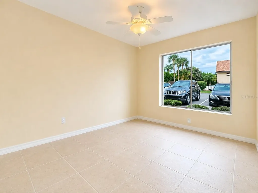 2702 Hidden Lake Drive S Sarasota FL 34237