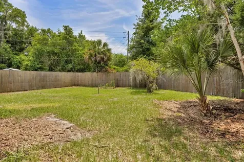 6109 W 1st Manor Palatka FL 32177