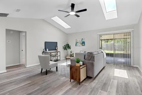 6109 W 1st Manor Palatka FL 32177