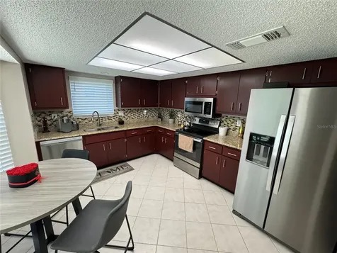 7800 Fairlawn Drive Hudson FL 34667