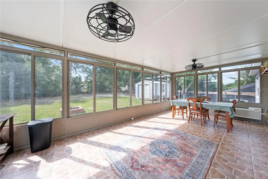 463 Chestnut Court Deltona FL 32725