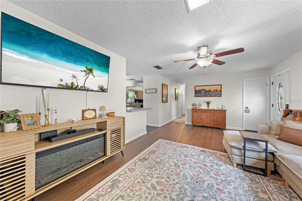 463 Chestnut Court Deltona FL 32725