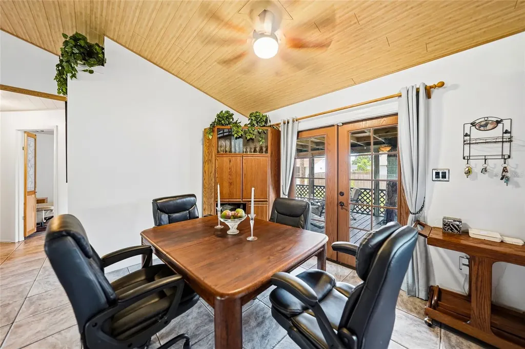 2631 Fiesta Drive Venice FL 34293