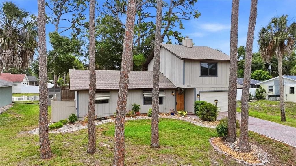 2631 Fiesta Drive Venice FL 34293