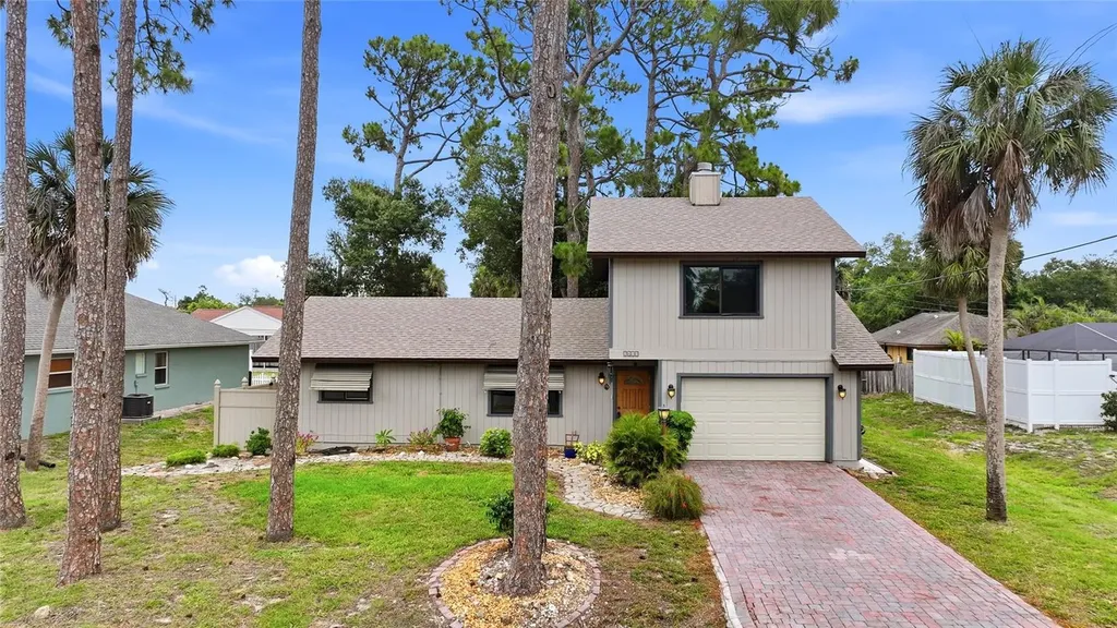2631 Fiesta Drive Venice FL 34293