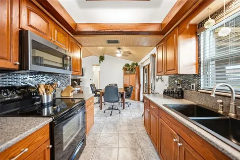 2631 Fiesta Drive Venice FL 34293