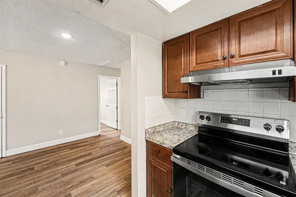 4041 53rd Avenue N St Petersburg FL 33714