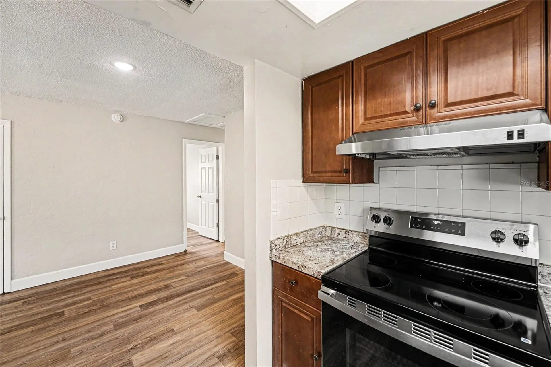 4041 53rd Avenue N St Petersburg FL 33714
