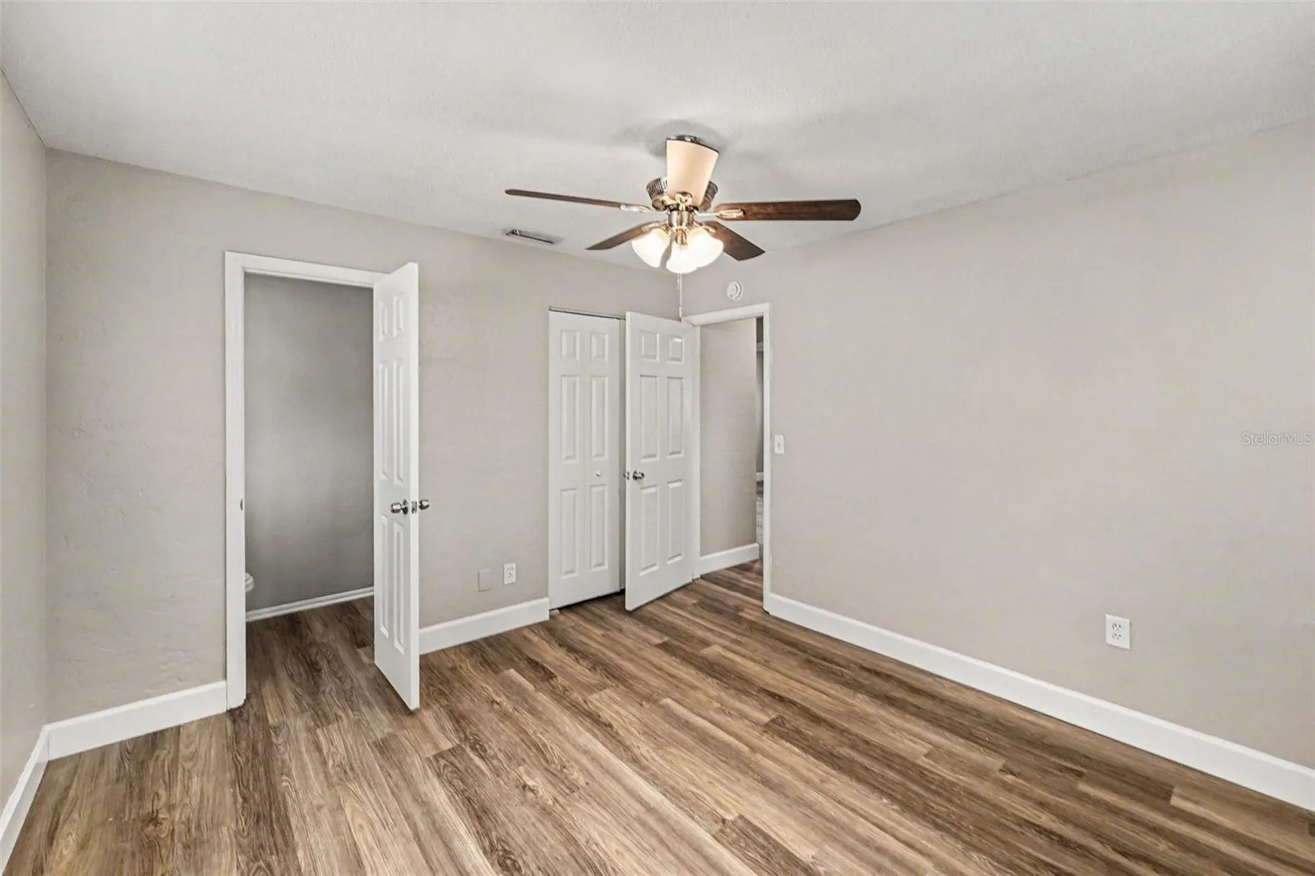 4041 53rd Avenue N St Petersburg FL 33714