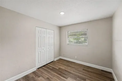4041 53rd Avenue N St Petersburg FL 33714
