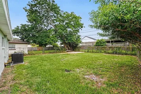4041 53rd Avenue N St Petersburg FL 33714