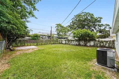 4041 53rd Avenue N St Petersburg FL 33714
