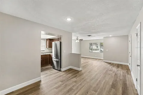 4041 53rd Avenue N St Petersburg FL 33714