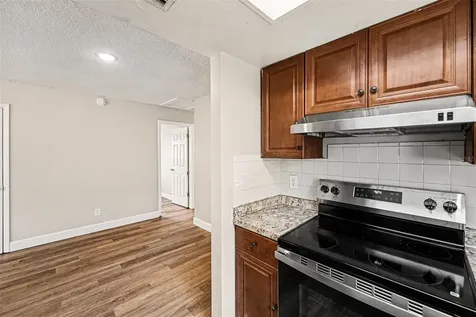 4041 53rd Avenue N St Petersburg FL 33714