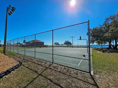 2015 Oakwood Avenue Tampa FL 33605