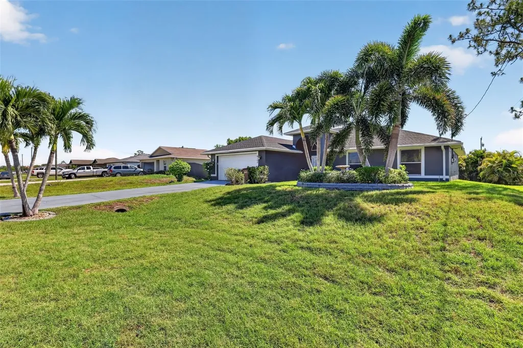 4105 NE 20th Place Cape Coral FL 33909