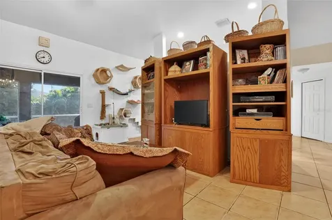 4105 NE 20th Place Cape Coral FL 33909