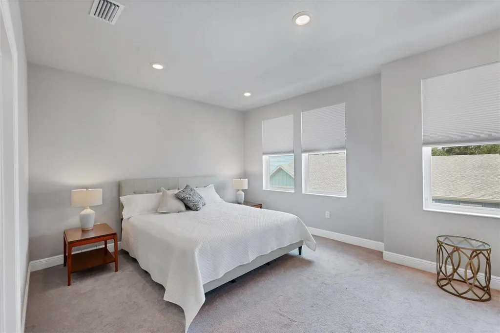 2329 Lindstrom Street Sarasota FL 34236