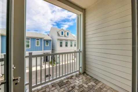 2329 Lindstrom Street Sarasota FL 34236