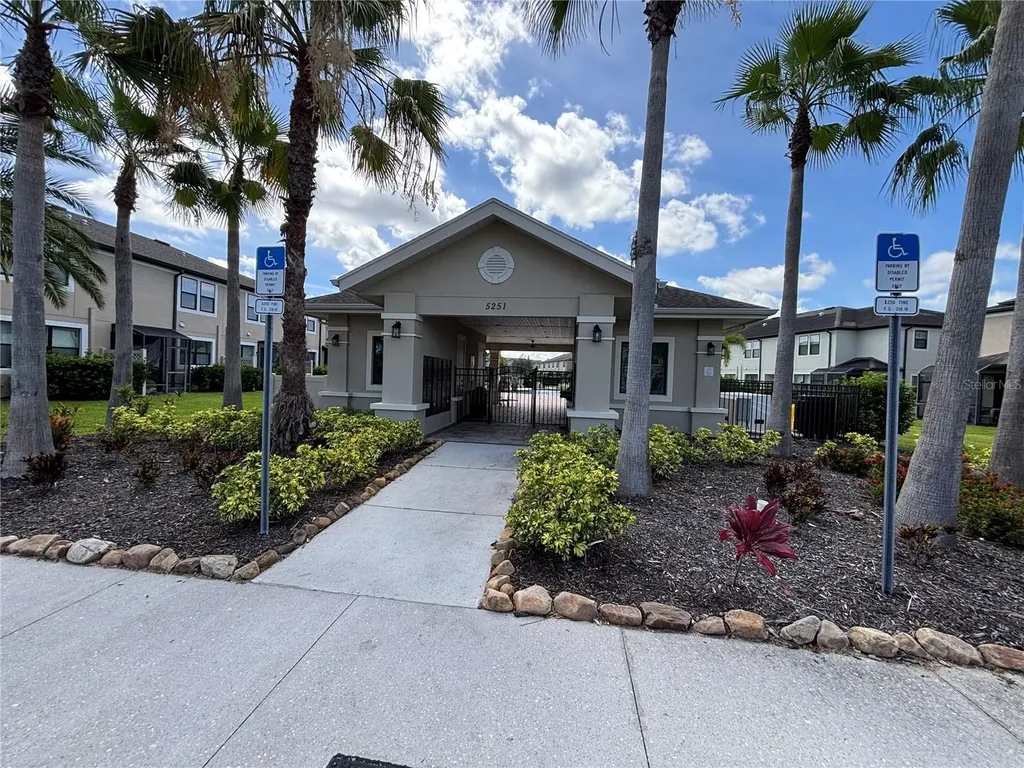 5264 78th St Circle E Bradenton FL 34203