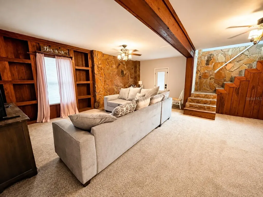 9100 Debbie Lane Hudson FL 34669