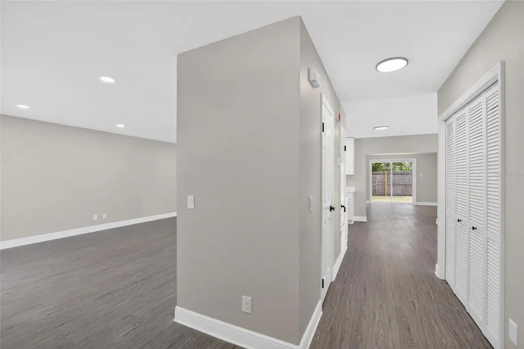 9718 Fox Hollow Road Tampa FL 33647