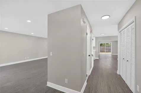9718 Fox Hollow Road Tampa FL 33647