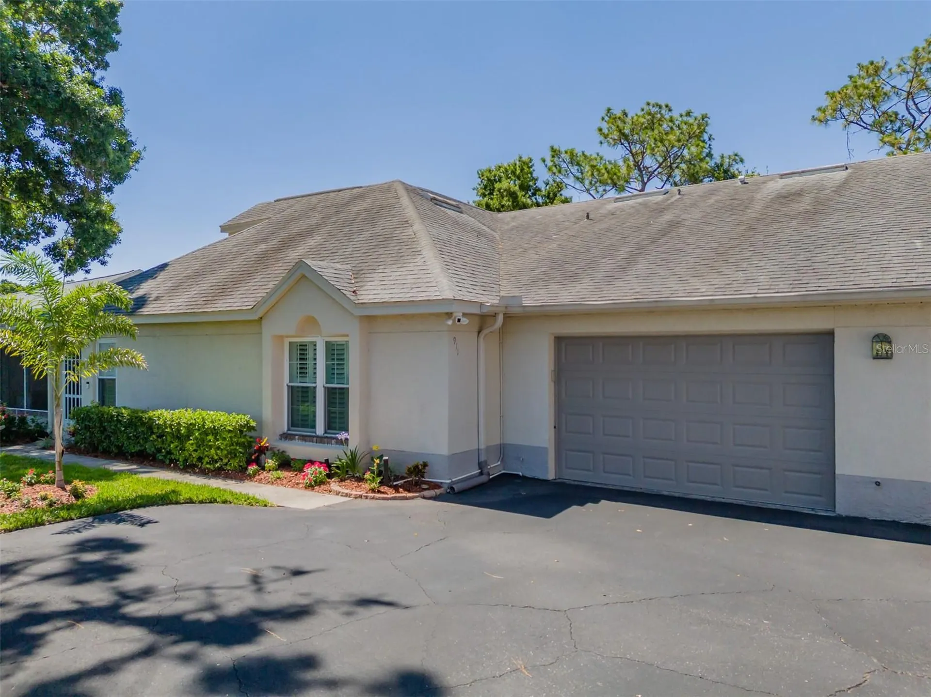 911 Golfview Woods Drive Sun City Center FL 33573