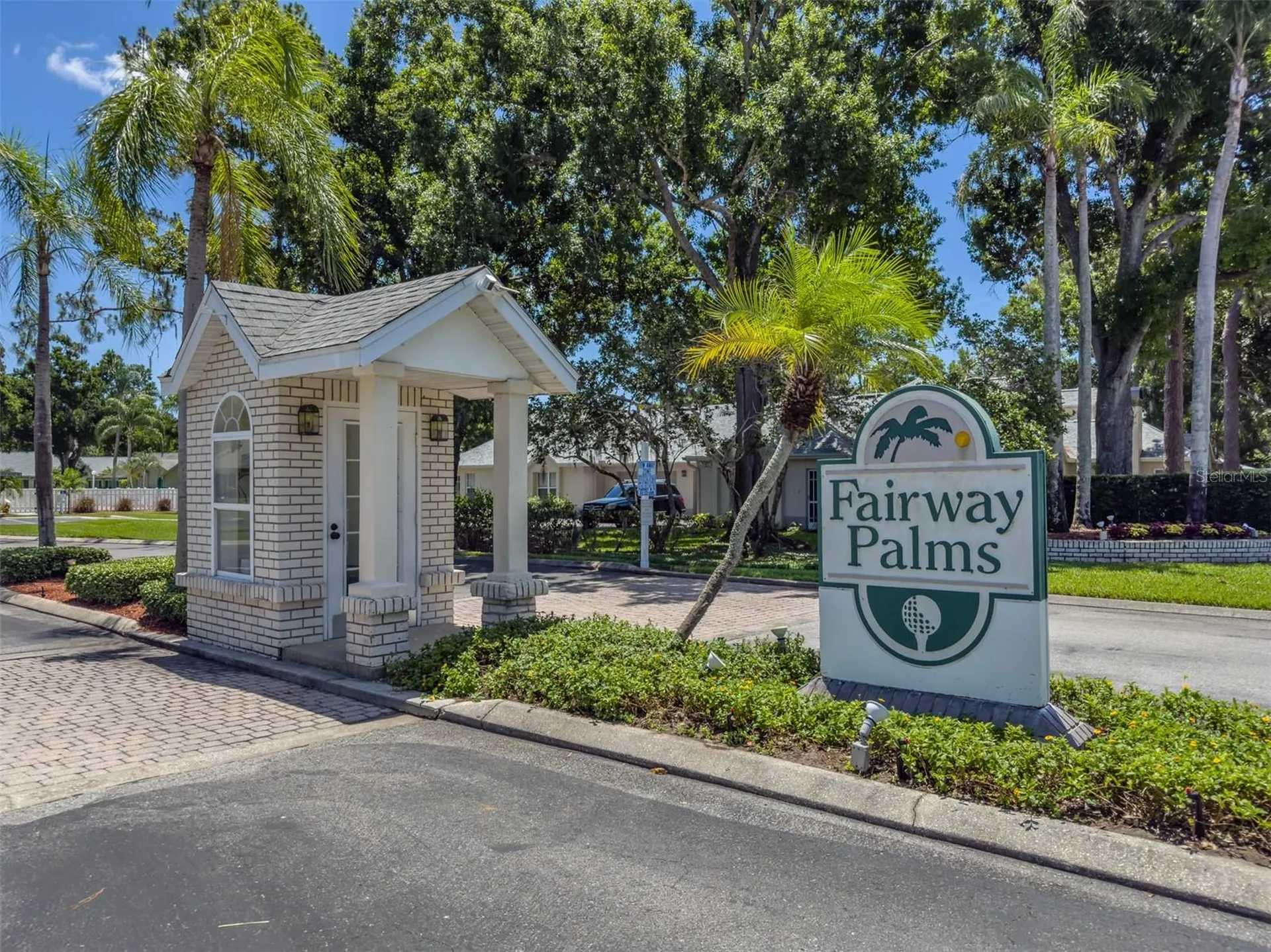 911 Golfview Woods Drive Sun City Center FL 33573