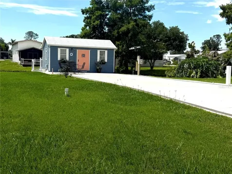 5147 Island View Circle S Polk City FL 33868