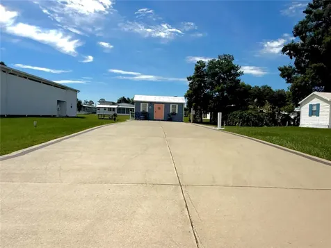 5147 Island View Circle S Polk City FL 33868