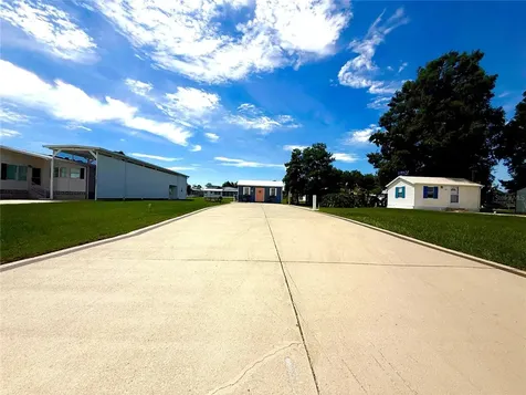 5147 Island View Circle S Polk City FL 33868