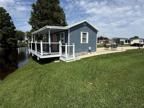 5147 Island View Circle S Polk City FL 33868