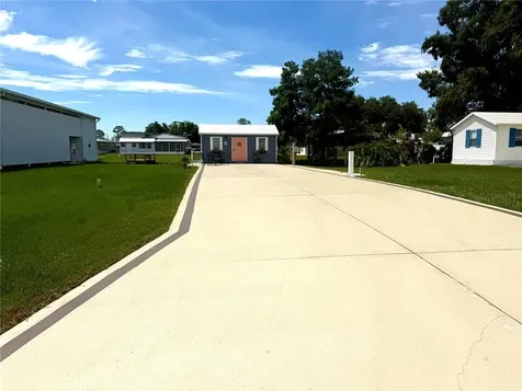 5147 Island View Circle S Polk City FL 33868