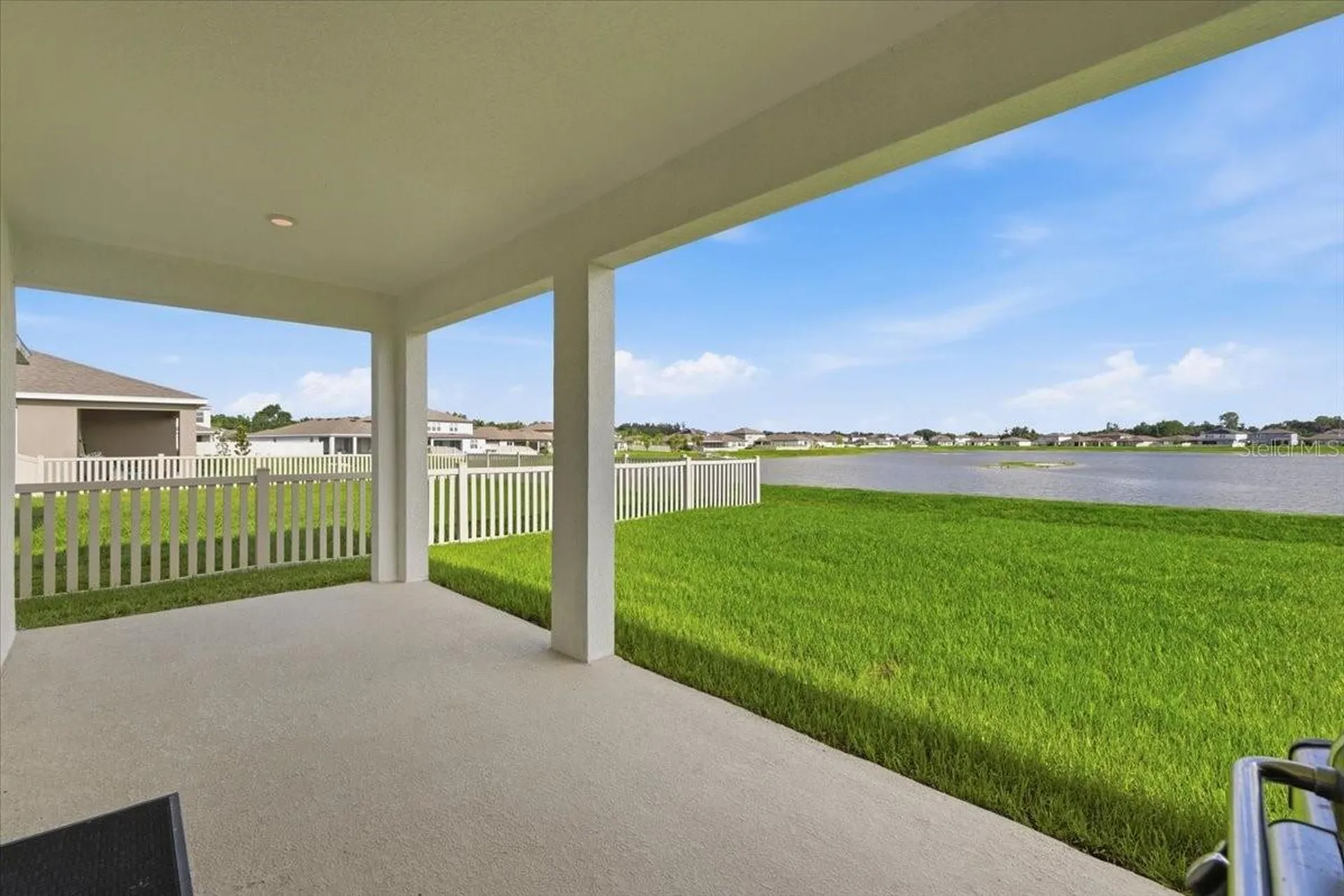 1413 Tropical Oasis Avenue Plant City FL 33565