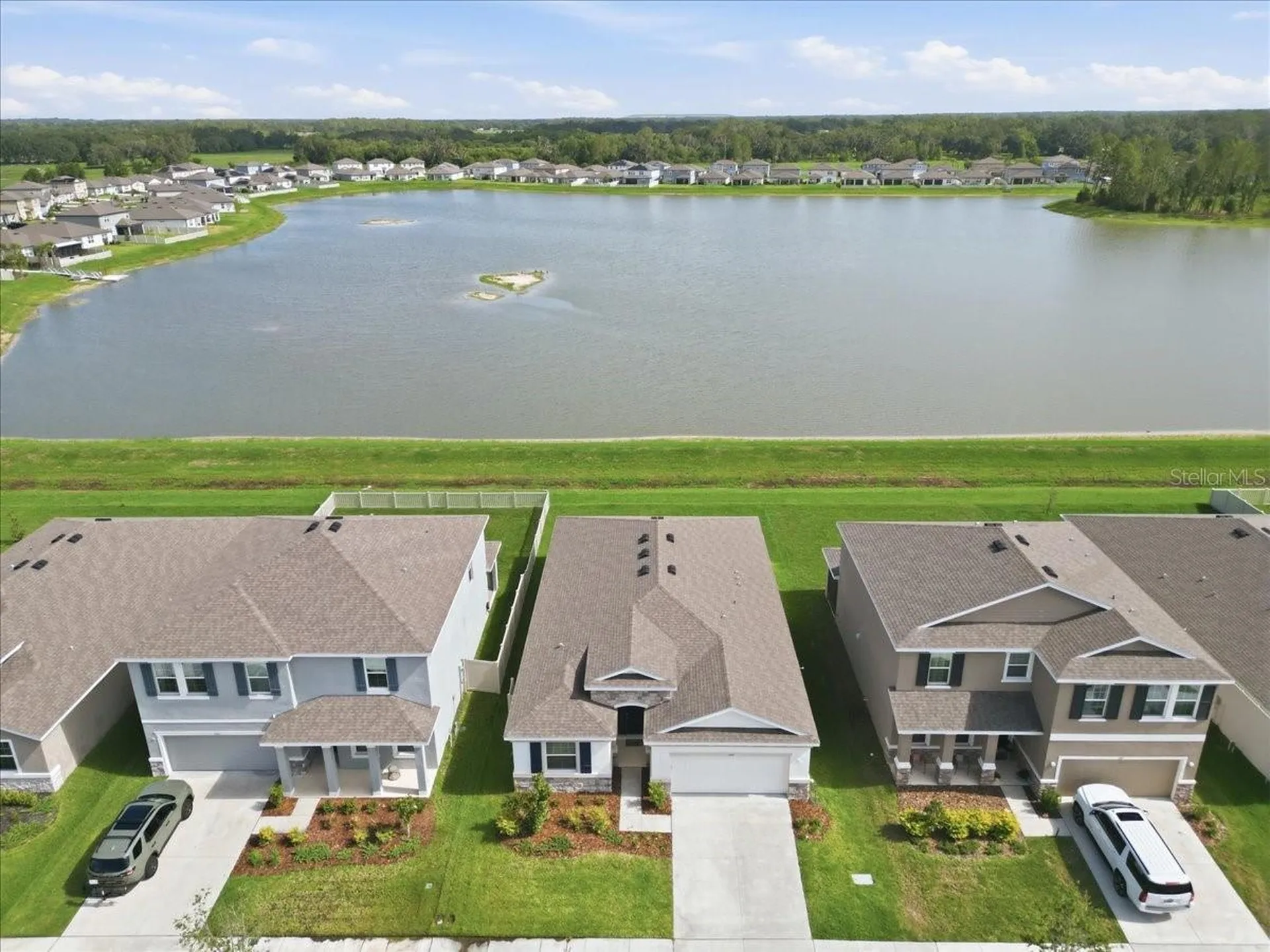 1413 Tropical Oasis Avenue Plant City FL 33565